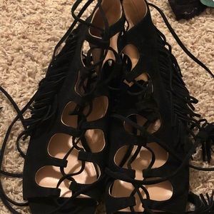 🖤 SIGERSON MORRIS BLACK FRINGE LACE-UP SANDALS